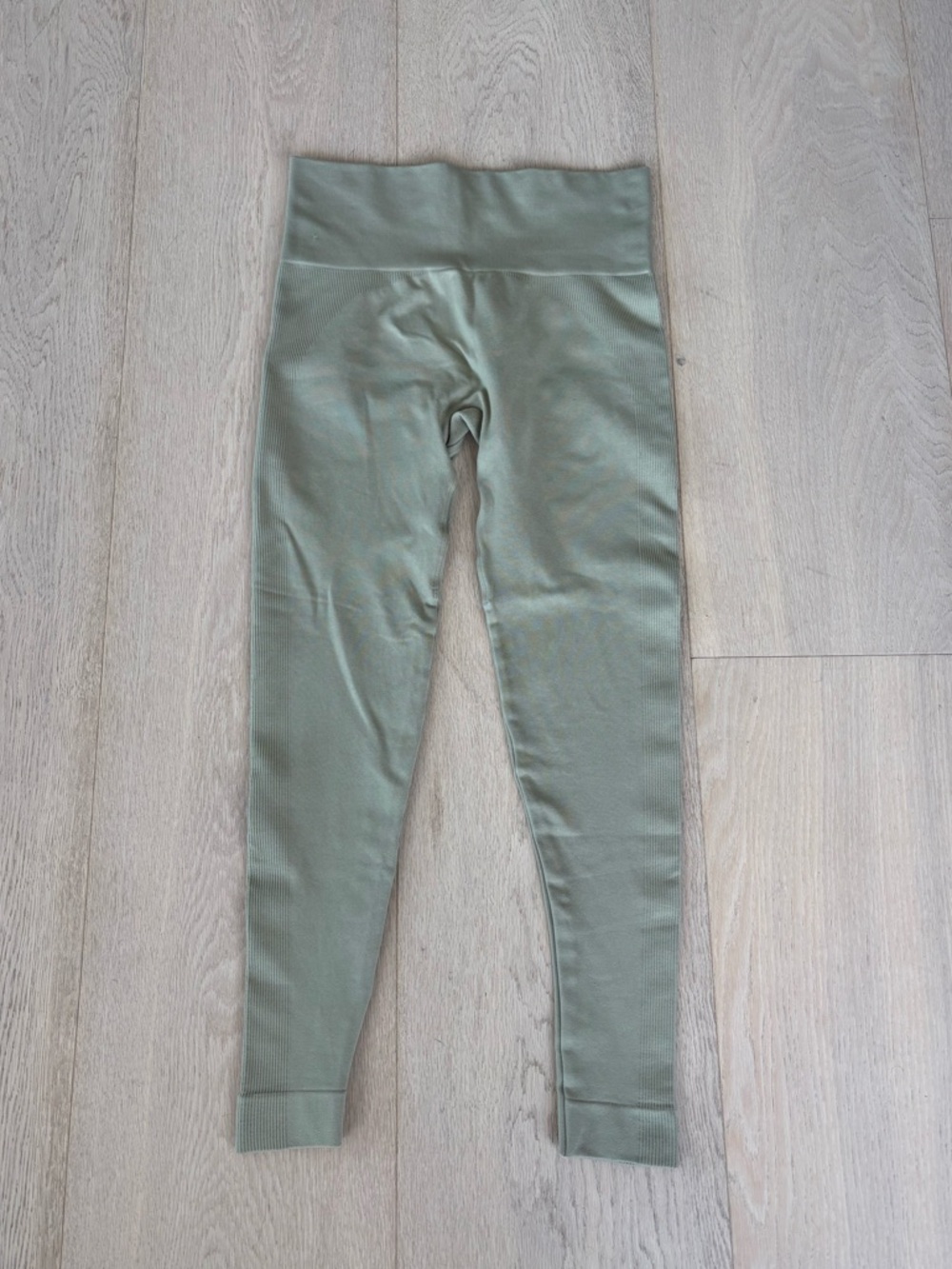 SET Active x Madelyn Cline Sculptflex Leggings